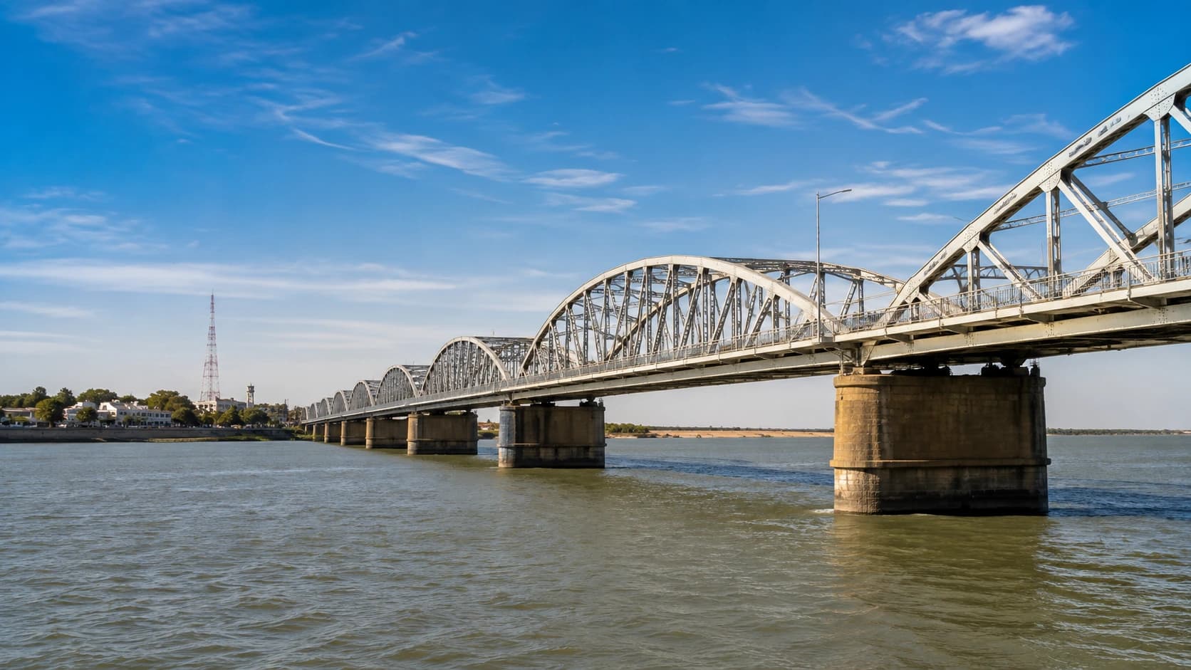 Pont Faidherbe enjambant le fleuve à Saint-Louis, Sénégal